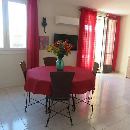Nord 2 Pieces Calmes,wifi,clim,balcon,parking