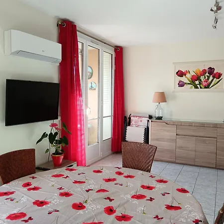 Nord 2 Pieces Calmes,wifi,clim,balcon,parking *