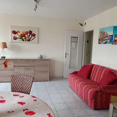 Nord 2 Pieces Calmes,wifi,clim,balcon,parking *