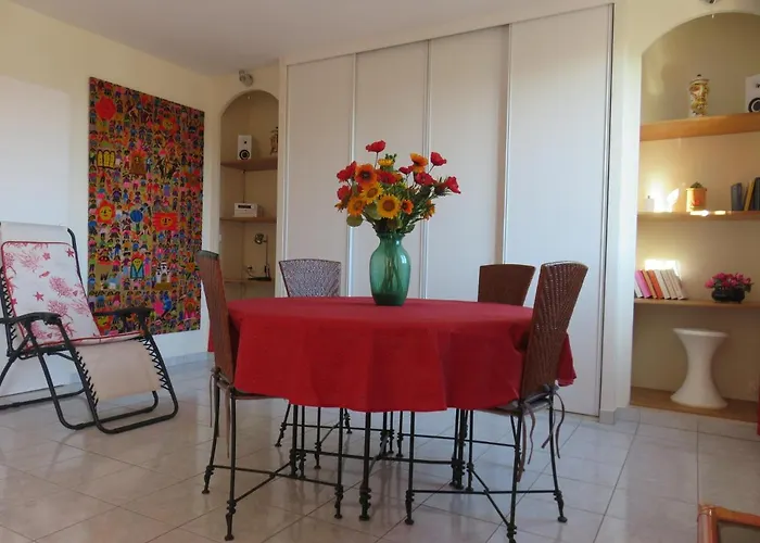 Nord 2 Pieces Calmes,wifi,clim,balcon,parking *