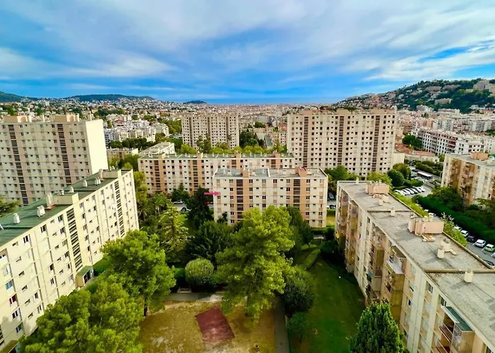 Nord 2 Pieces Calmes,wifi,clim,balcon,parking דירה *