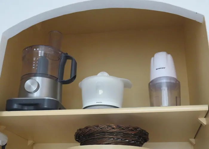 Nord 2 Pieces Calmes,wifi,clim,balcon,parking Nice