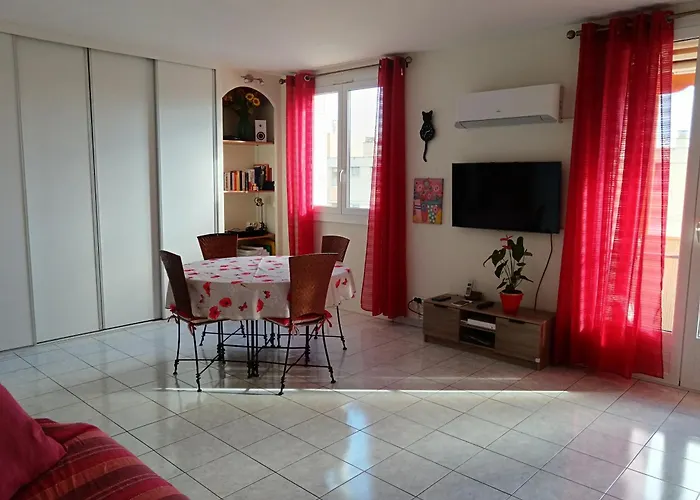 Nord 2 Pieces Calmes,wifi,clim,balcon,parking Lejlighed Nice