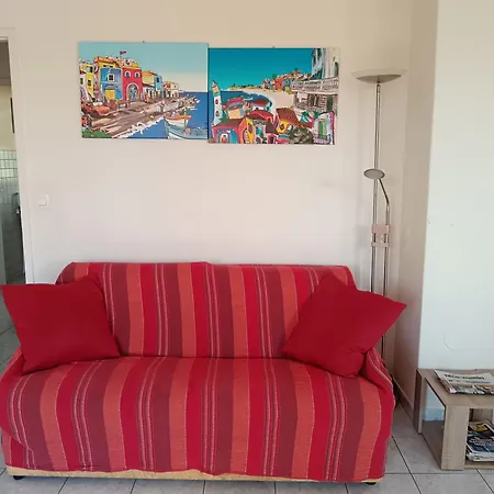 Nord 2 Pieces Calmes,wifi,clim,balcon,parking * 尼斯